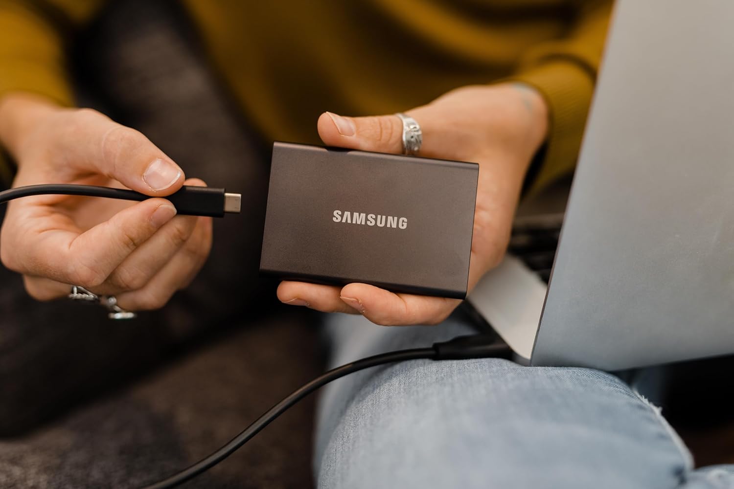 SAMSUNG T7 SSD 4T Externe Titane USB3.2 Gen2 - image 4